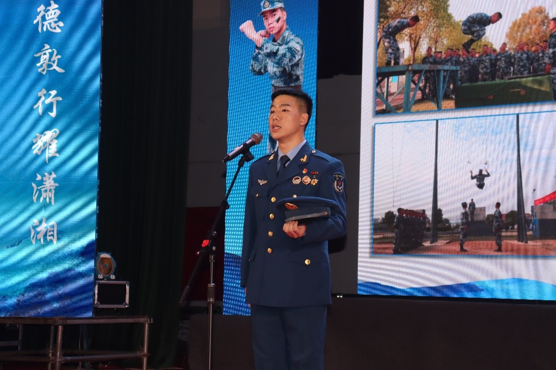 3be9615b612e4bbb81aeb969625d1500.jpg 3be9615b612e4bbb81aeb969625d1500.jpg