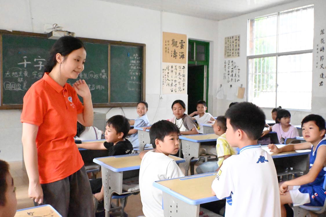 3eb530066efa42bc84c7f79fcfc86a9d.jpg 2.jpg