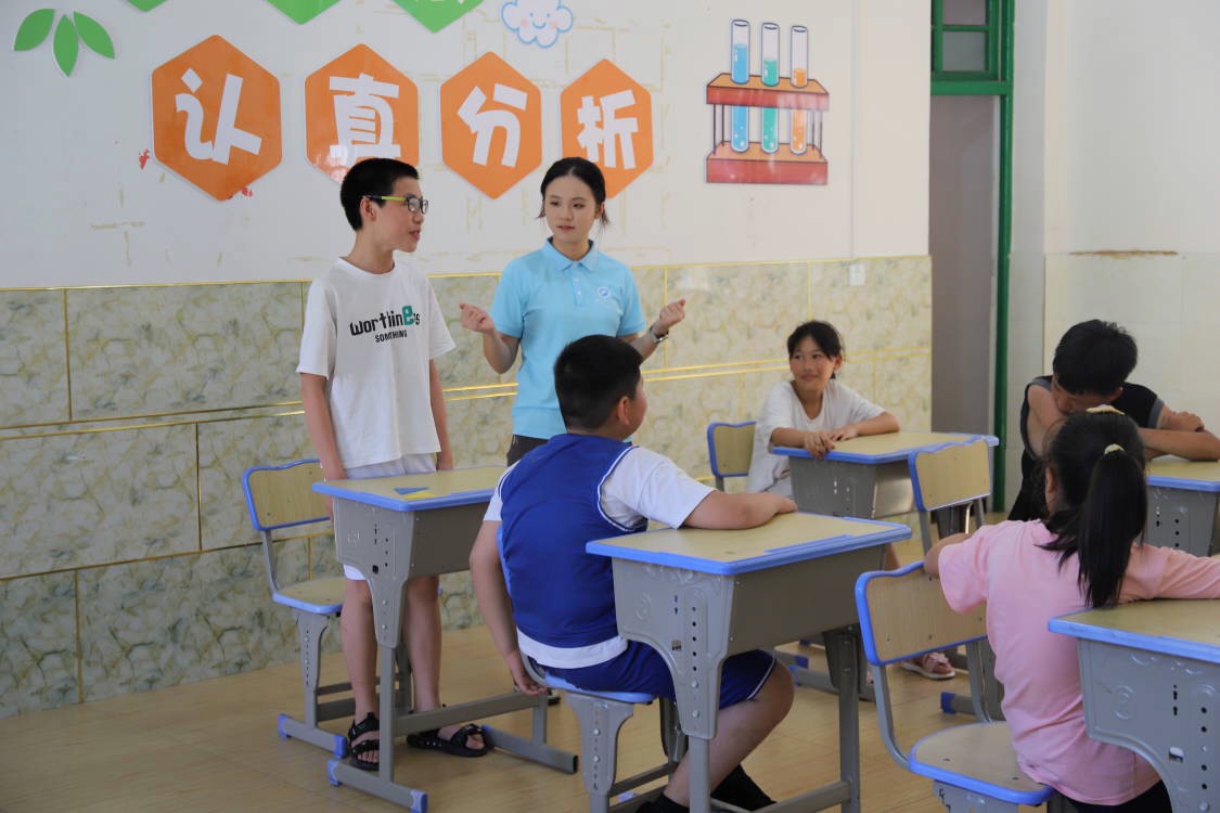 608e9a2db84842e8b8d75781f95e2fe0.jpg 4.jpg