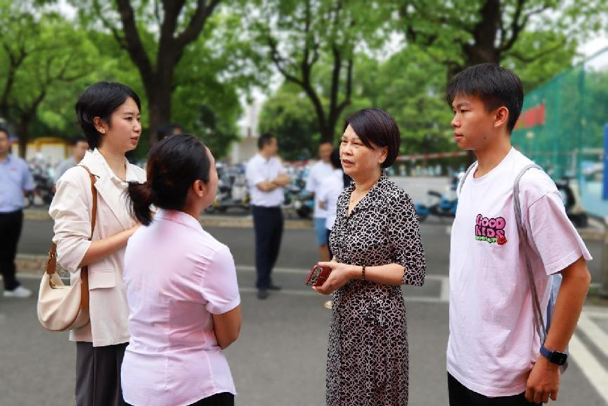 281481dbdbf64cfda9611b25b8d405a3.png 999999999.png